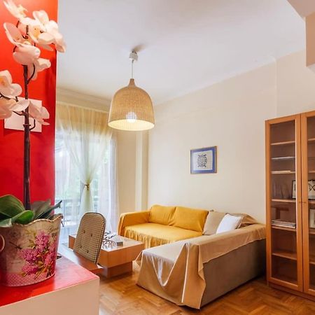 Athens Strawberry Hideaway - City Chic Retreat Exterior photo