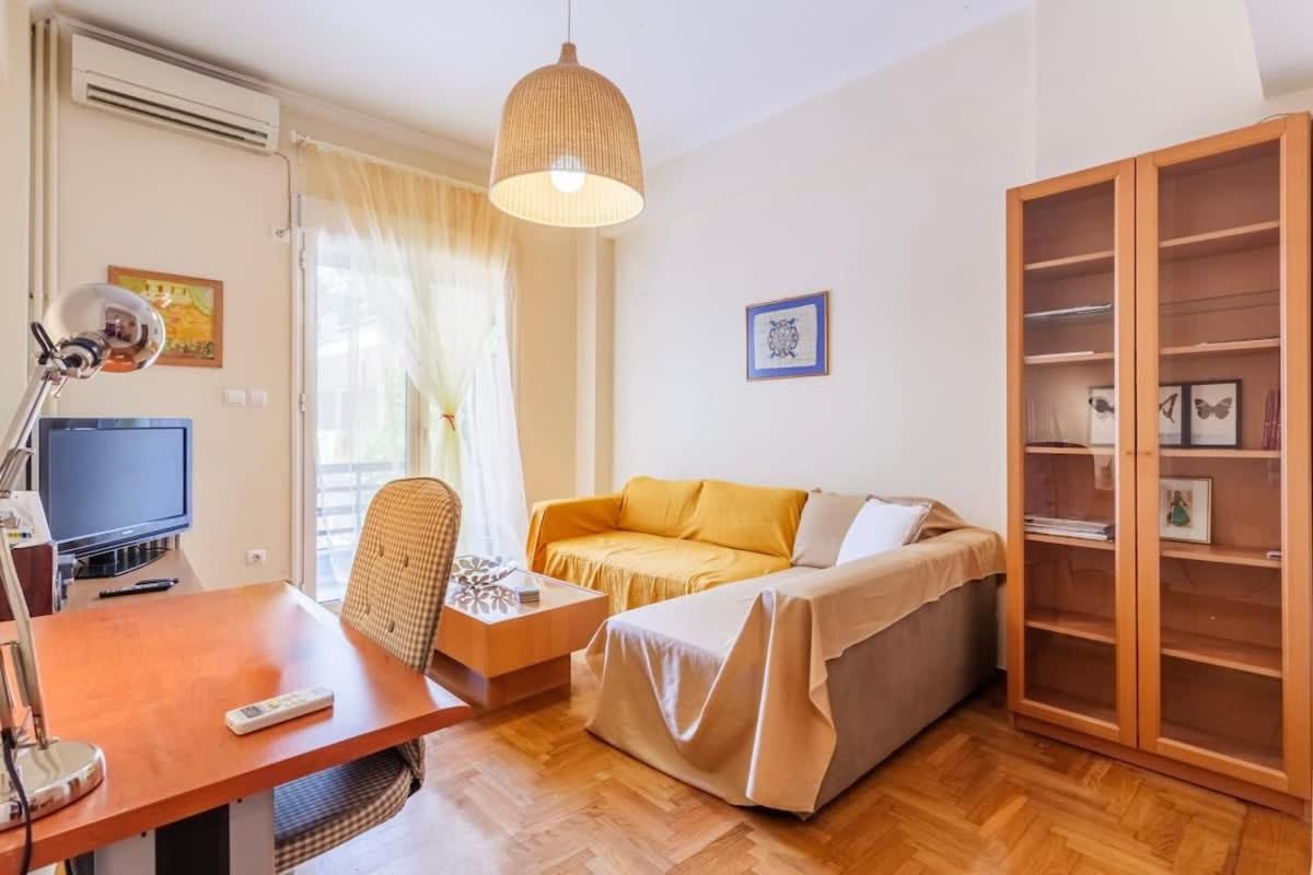 Athens Strawberry Hideaway - City Chic Retreat Exterior photo